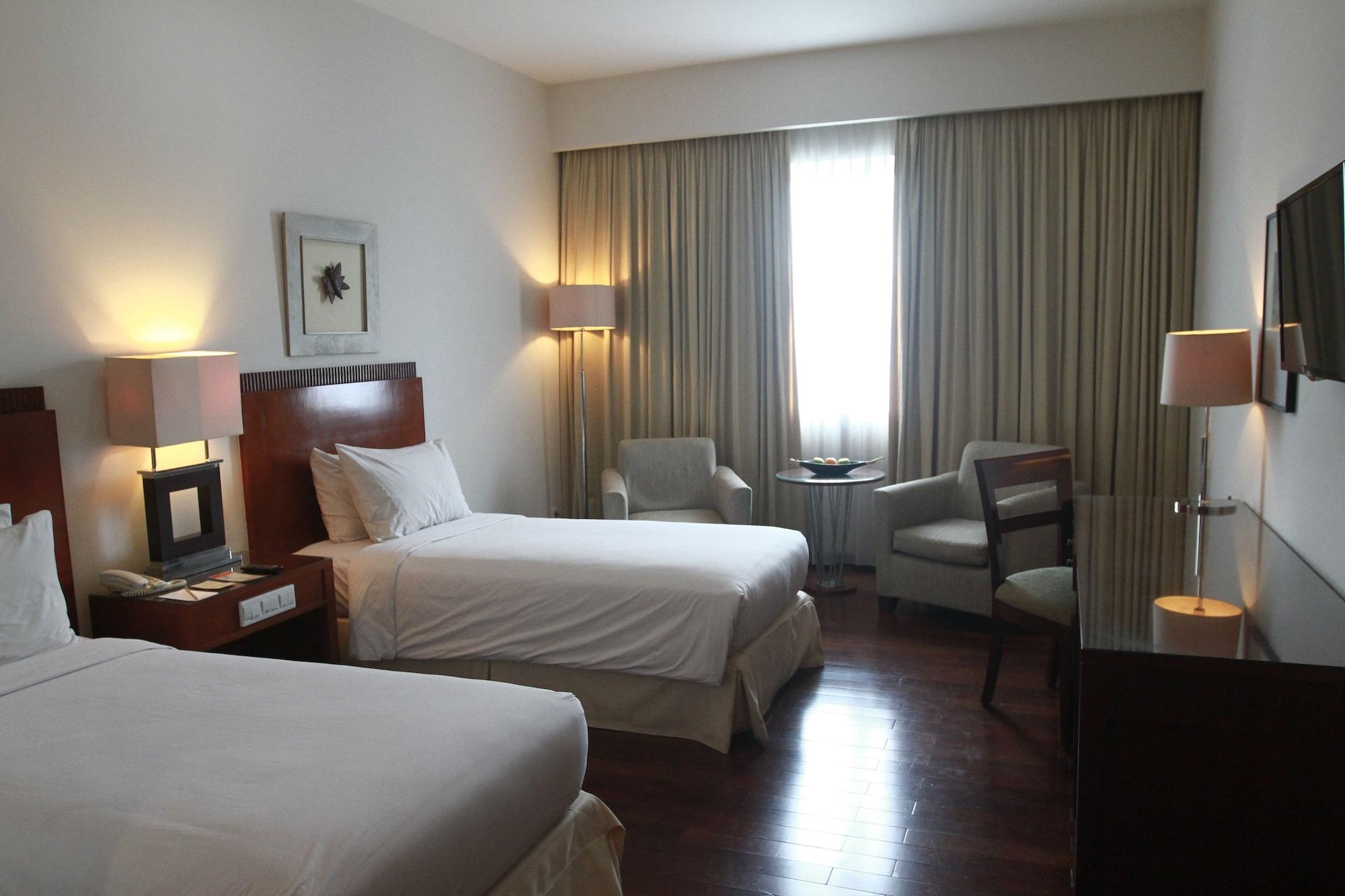 Hotel Santika Pontianak Exterior foto