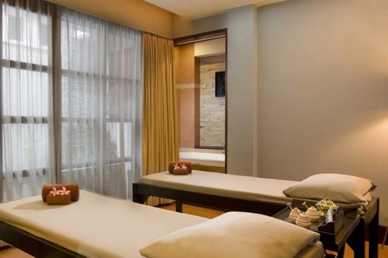 Hotel Santika Pontianak Exterior foto